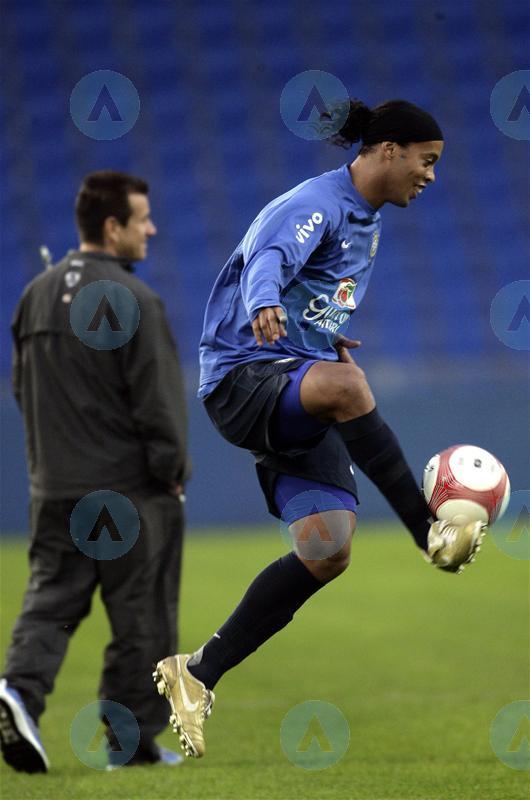 niketiempo皮尔洛,nikepremier3皮尔洛