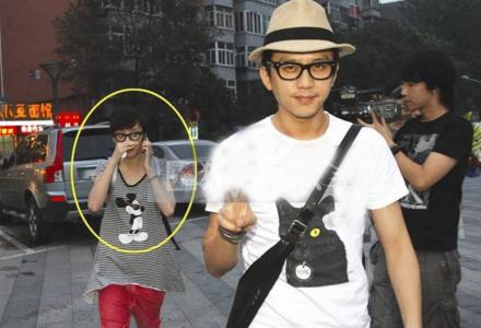 邓超走红地毯偶遇孙俪,邓超孙俪逛街