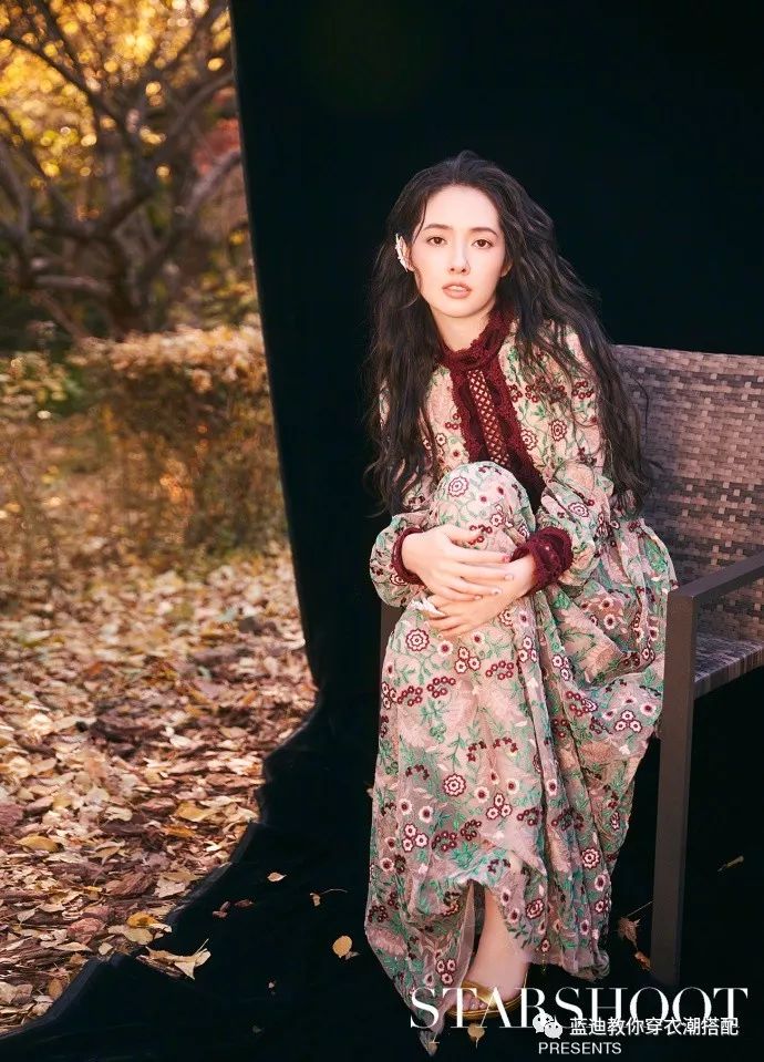 angelababy谭松韵合影,沈月乔欣街拍视频