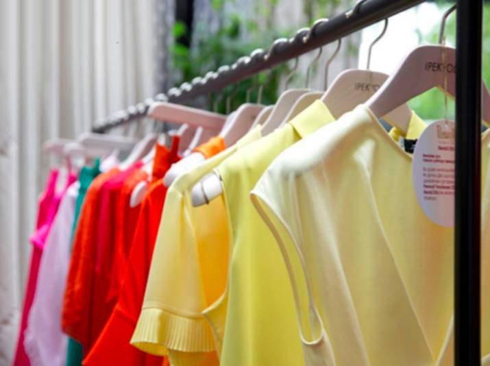 WHAT？3万5千块一件的大衣沾水就掉色？你却告诉我本来就是“DONOTWASH”???