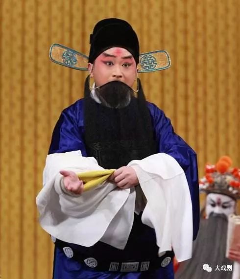 戏曲中妆容的特点大全,戏曲老生化妆用品