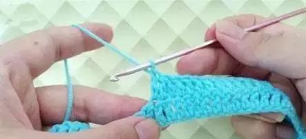 婴儿毛线袜子钩织教程全过程,婴儿毛线袜子的钩织教程
