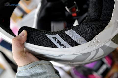 南台车展【SOL/ASTONE/THH】多款彩绘头盔亮相