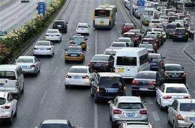 发生追尾怎么办,车祸防追尾注意事项及要点