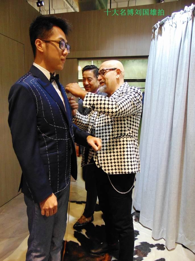 鍝堥噷鐜嬪瓙鑻变鸡瑗胯,鍝堥噷鐜嬪瓙瑗胯