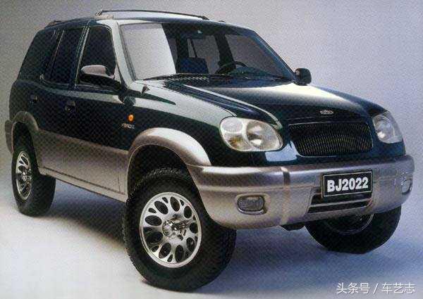 什么国产suv能在车里面睡觉 (领克03后排座椅放倒可以睡人吗)