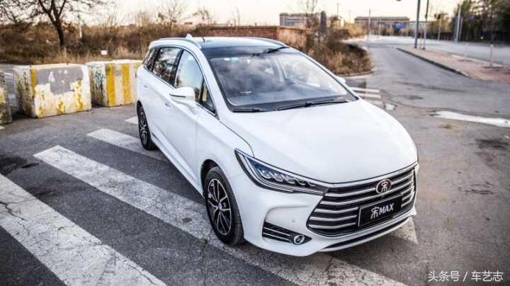 什么国产suv能在车里面睡觉 (领克03后排座椅放倒可以睡人吗)