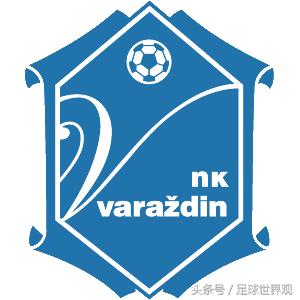 东欧小国球员来中国小城踢邀请赛观众蜂拥与他合影乐坏了