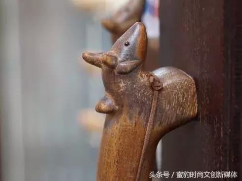 【蜜豹文创】记忆中的童年世界，清迈SilverBirch木刻动物家饰店