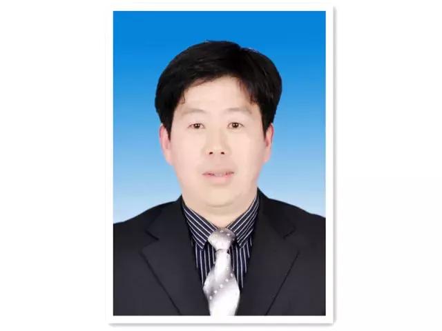 传播感动▏谁是本年度最后月份的最赞心动人物~