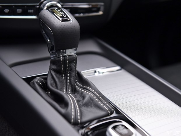 新捷豹xfl将上市,新捷豹xel上市银色