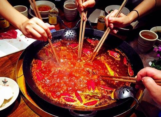 现实版千与千寻美食城,现实中的千与千寻