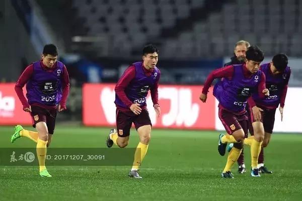 95后征战东亚杯！请踏实踢球，别再让中国足球没戏了