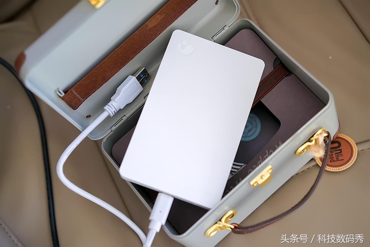 如何将移动硬盘变成私有云盘,移动硬盘和网络云盘哪个好