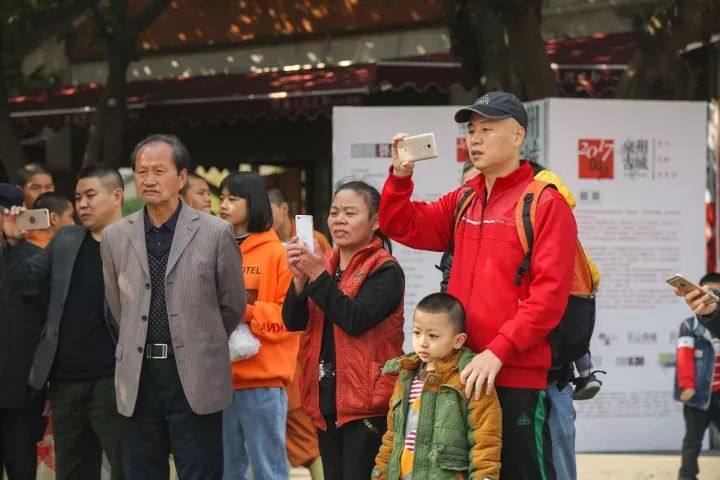 登封嵩山少林寺女生表演,少林武术美少女