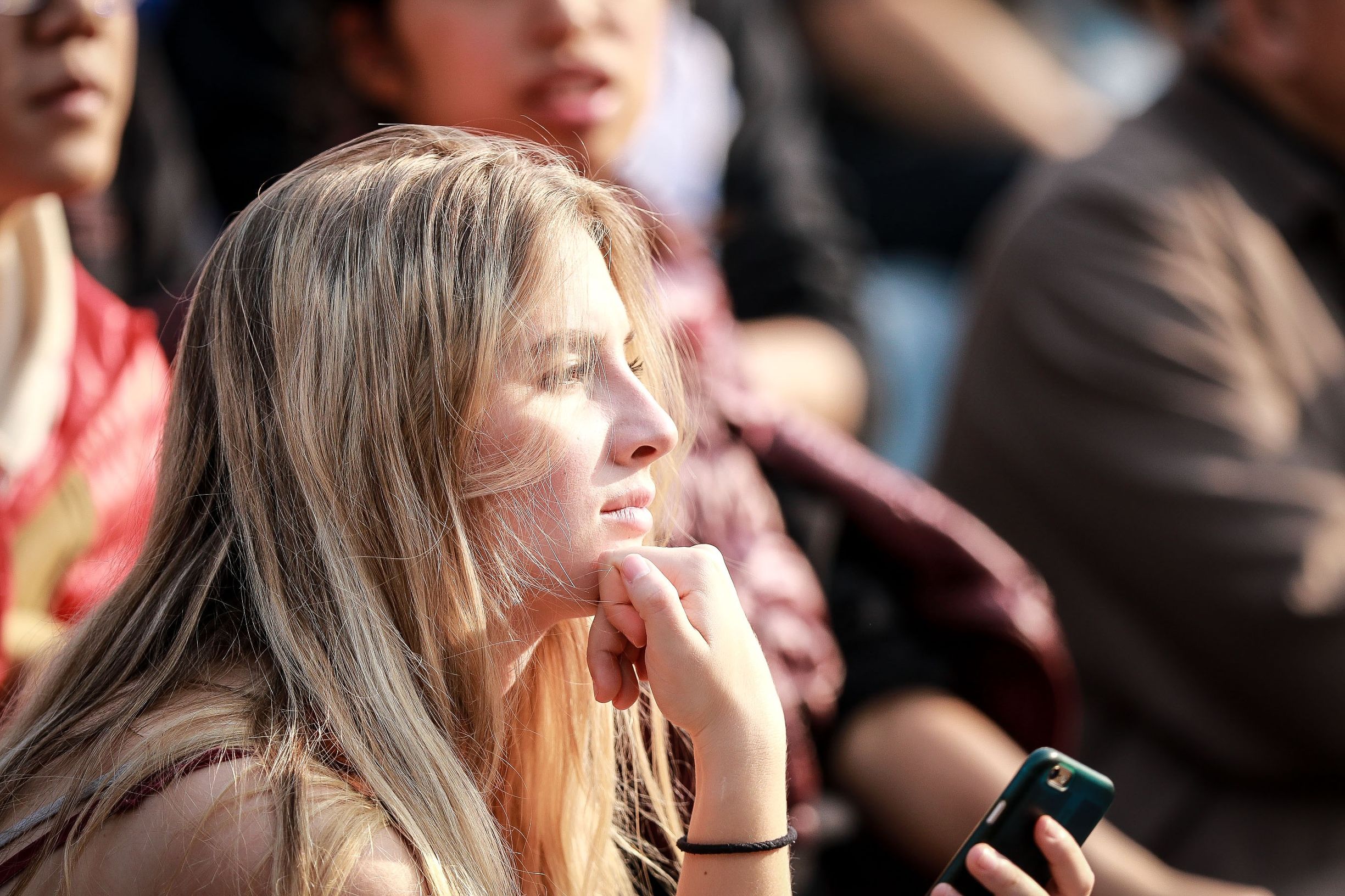 港超富力,港超主场首战久攻不下憾负东方