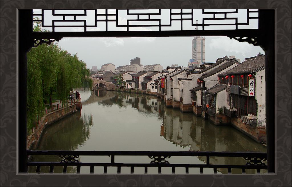 鏈堟渤鍙ら晣,娓哥帺鏈堟渤鍙ら晣