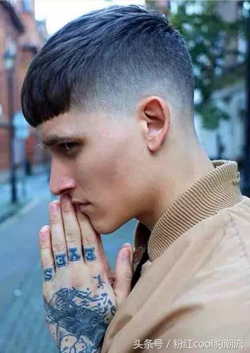 齐刘海发际线后移怎么做造型,齐刘海脱发严重怎么处理