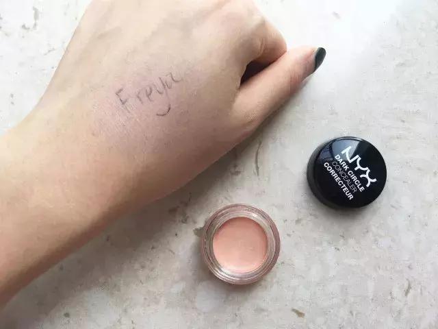 nyx橘色遮瑕膏,遮暇膏彩妆