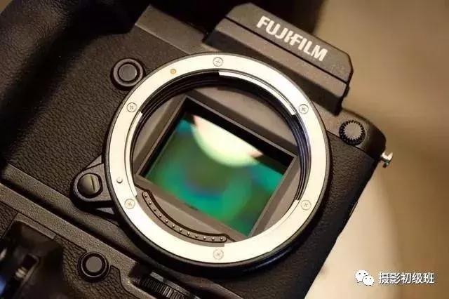 新手买相机这些坑要注意,新手买相机要不要一步到位