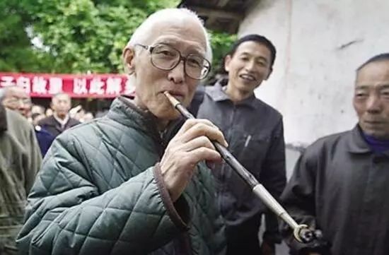 余光中乡愁相关的经历,乡愁余光中的故乡