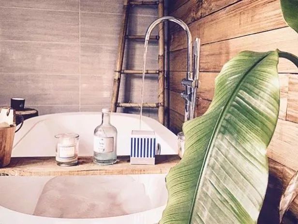 不做“白屑公举”！10款专业级水疗护理的沐浴油，拯救冬季尴尬！