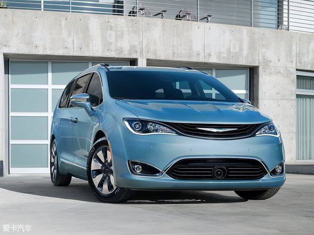 最美汽车盘点,爱卡年度汽车排行