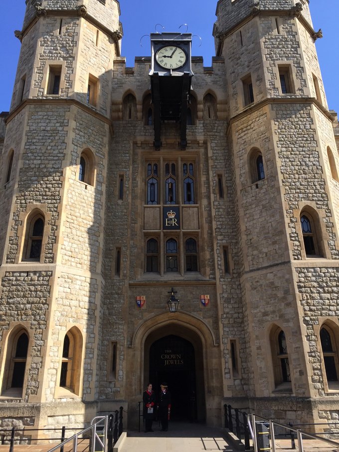 【已完结】英格兰苏格兰18日游记——美景、历史、足球、文化全体验（含挡风玻璃损坏以及车胎被扎处理经过）