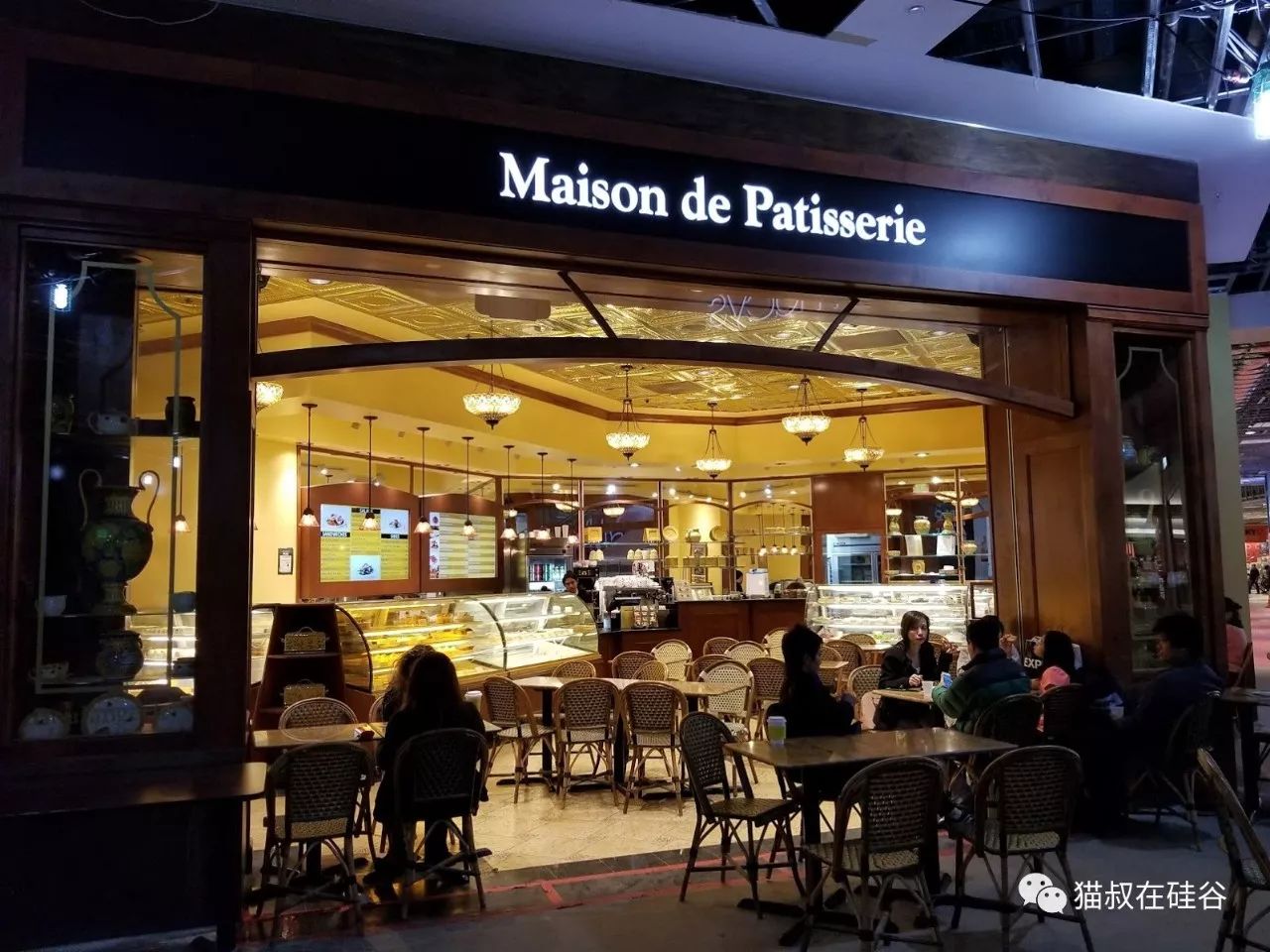 苹果巅峰iphonex,巅峰极速选r8还是c8