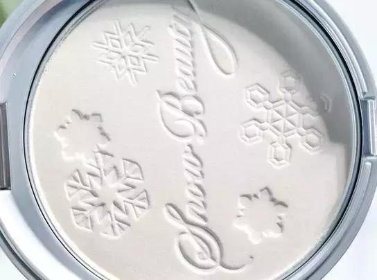 cpb贵妇粉霜好用吗,cpb和dior粉底液