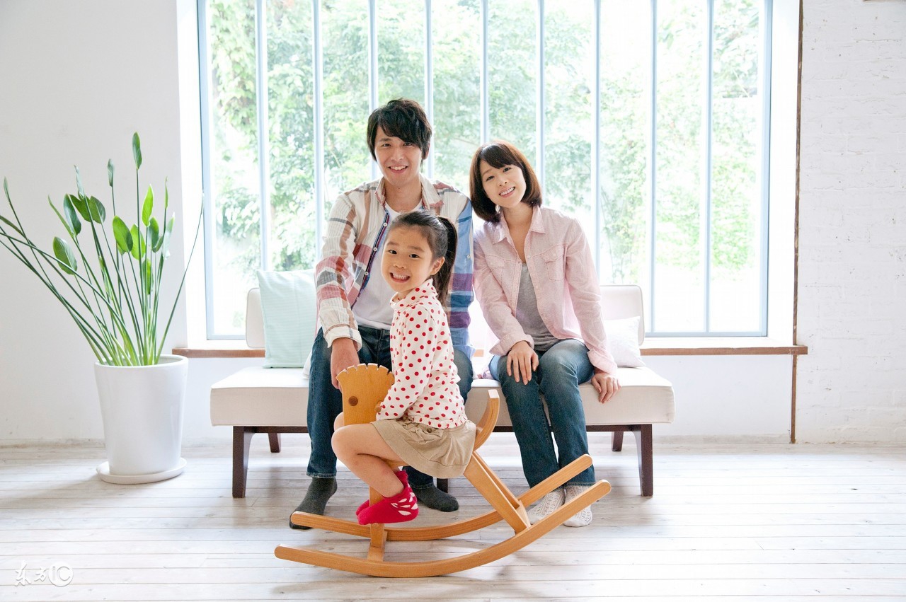 宝宝晚上突然大哭呼吸停止,宝宝睡觉呼吸会突然暂停几秒