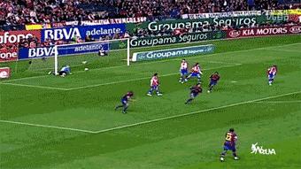 小罗扭屁股射门,小罗蝎子摆尾进切尔西一个球