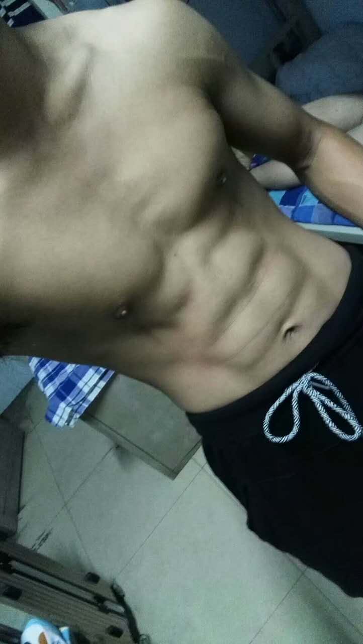 96年*男美**鲜肉弟弟青葱阳光又温暖你的笑容是最好的解忧药