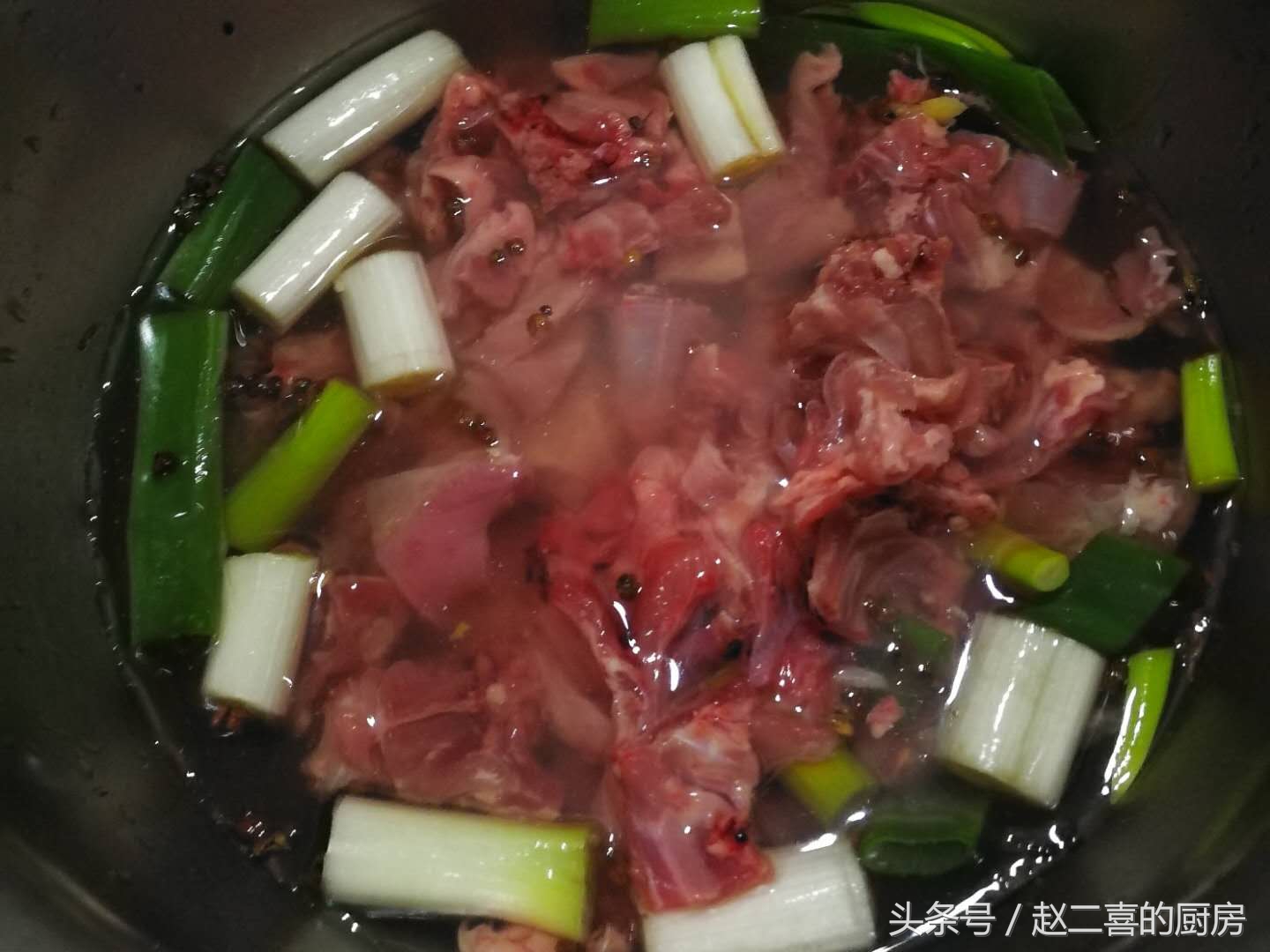 干锅兔的家常做法,干锅兔的正宗做法四川配料