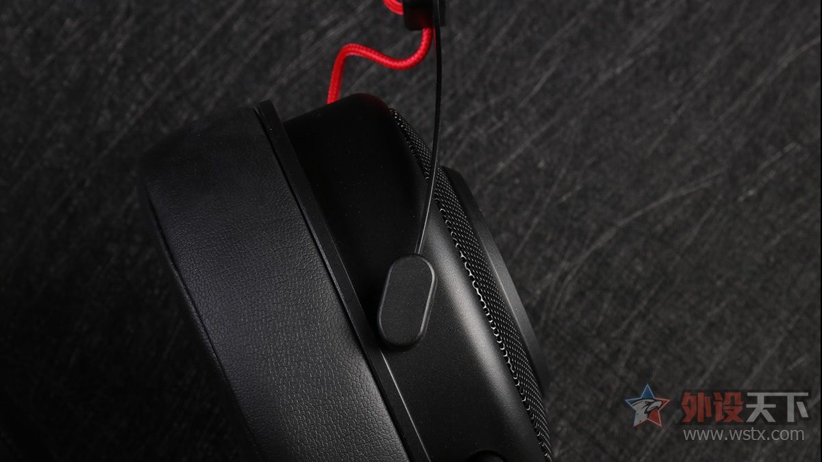 暗影精灵800耳机有几种样子,惠普暗影精灵系列性价比