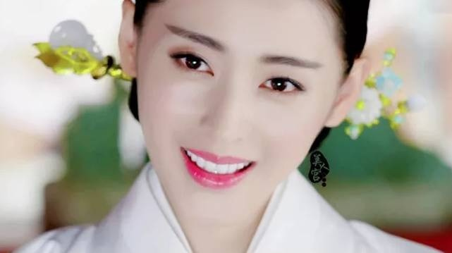 脸胖成这样的张天爱如何维护“天仙攻”的人设，还怎么美回太子妃