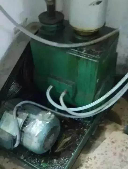 蜜蜡琥珀是真的假的,假琥珀蜜蜡用什么做的