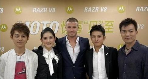 贝克汉姆见到成龙时的反应,贝克汉姆偶像成龙