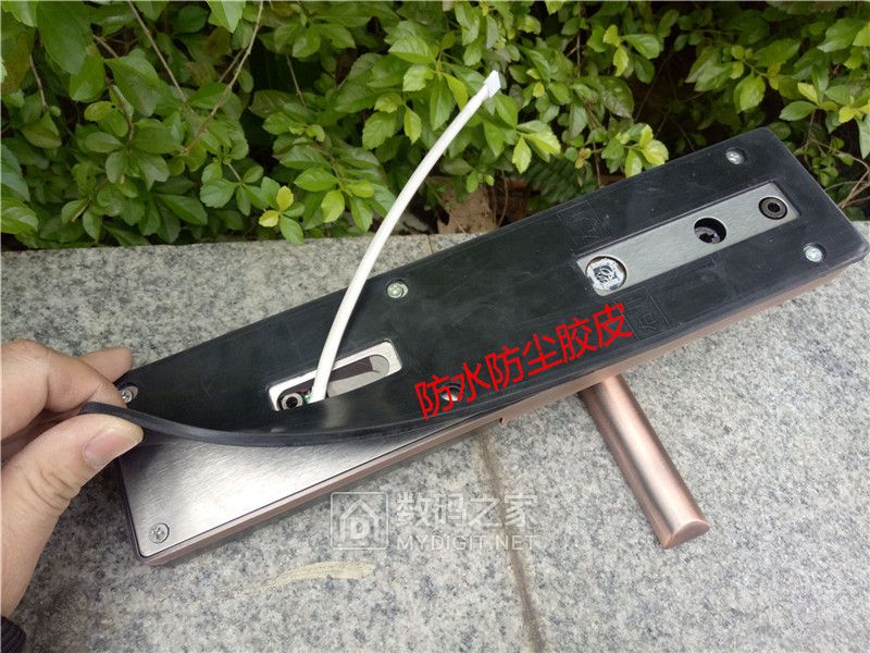 智能门锁拆解步骤,智能门锁拆解图解