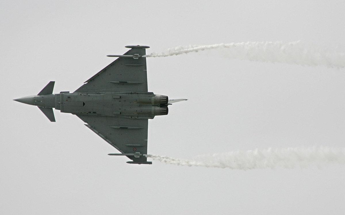 卡塔尔为什么购买了几种主流战机,卡塔尔进口战机