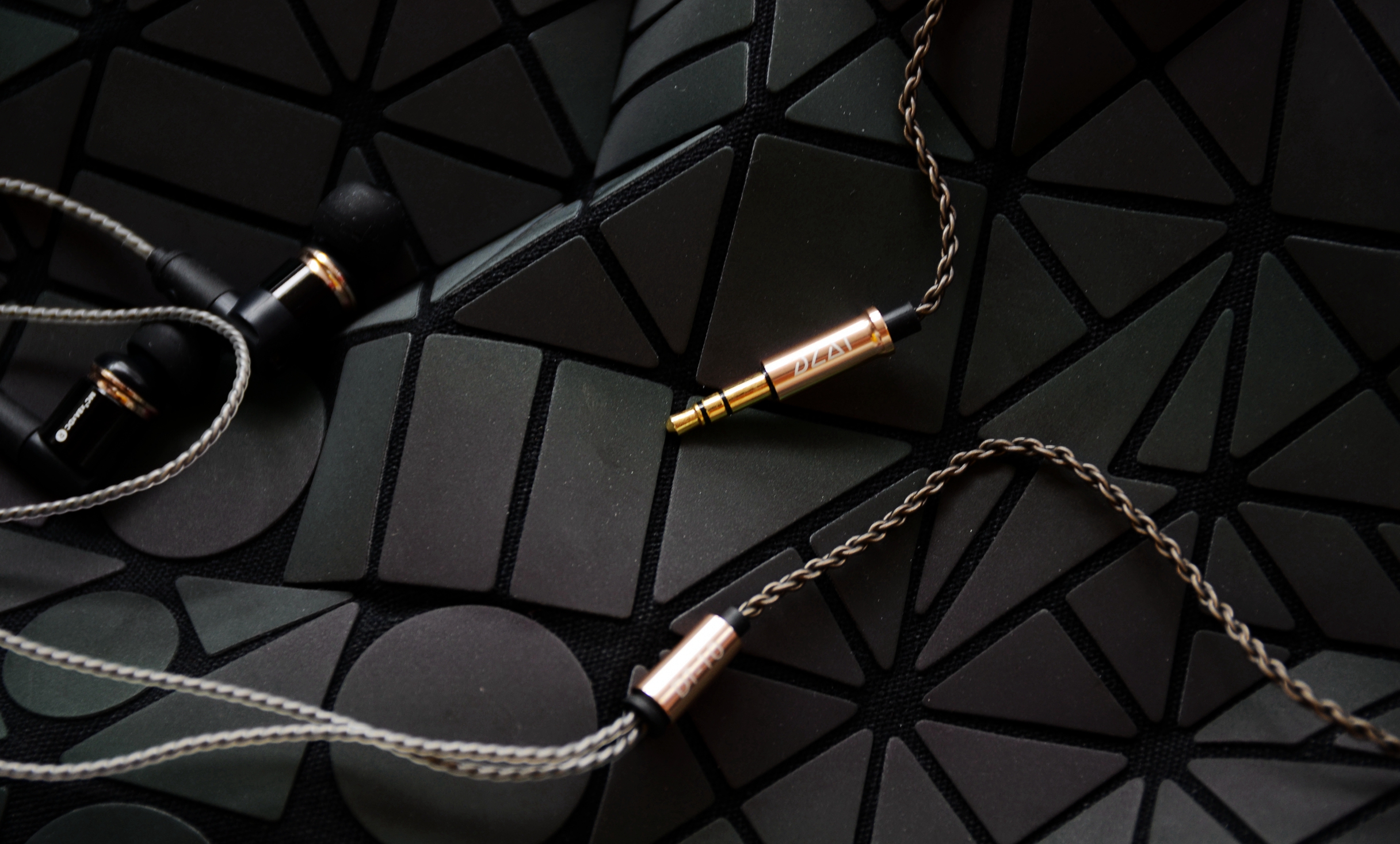 渡哲特耳机dt05值不值得入手,渡哲特dt10耳机评测视频