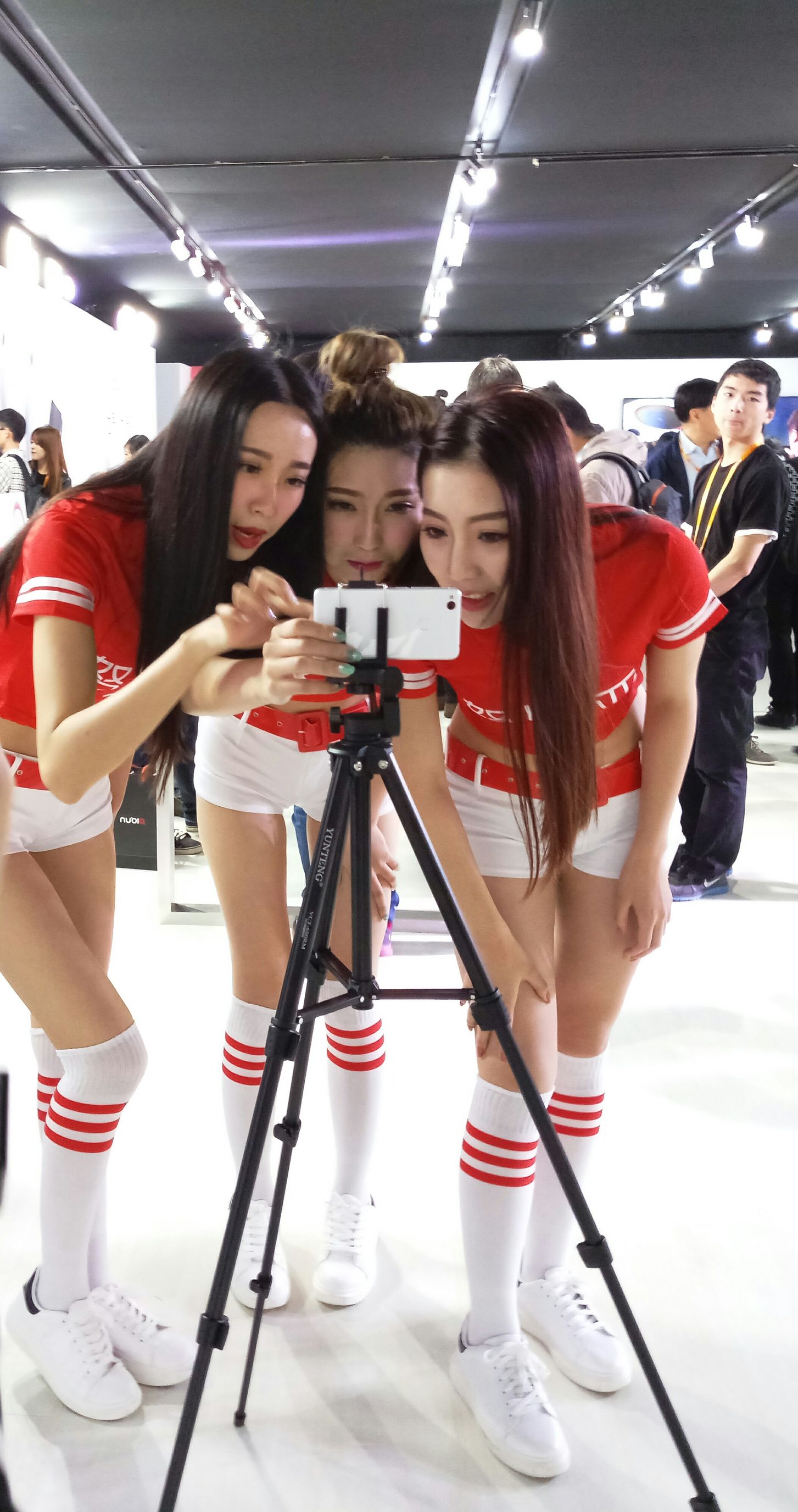 一线体验nubia小屏新旗舰能否比iPhoneSE更抢眼