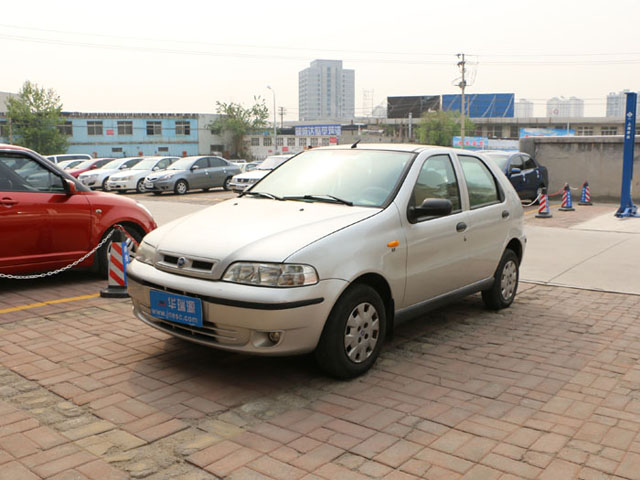 菲亚特二手车适合城市驾驶吗,1万左右二手车能开吗