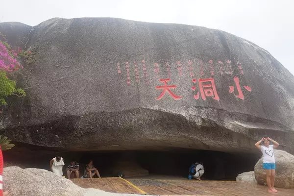 感受海岛三亚的浪漫,三亚湾浪漫之旅