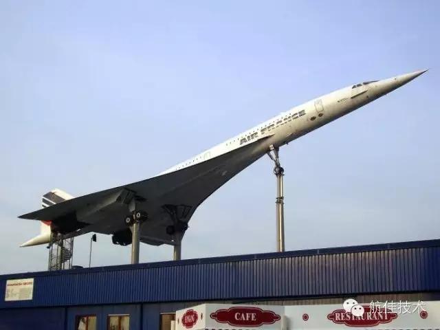 退役后的飞机都被搬去了哪里,退役飞机为啥放到美国