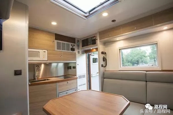 自行式房车拖挂式房车售价,房车公告第372批