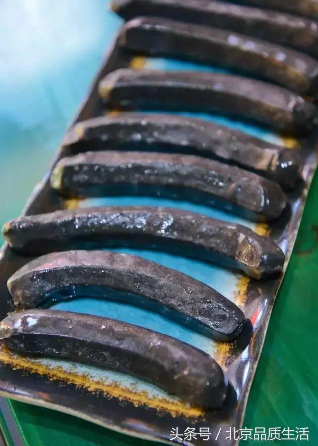 火爆南锣的食肉兽小馆搬到三里屯啦！排到天荒地老也要吃到！