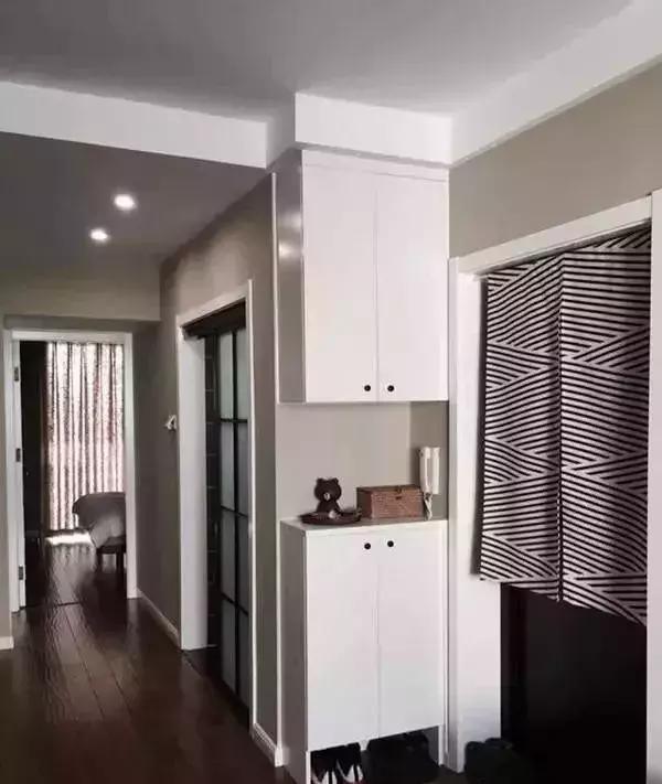 分享小妙招教你隐藏难看的电表箱,怎样遮挡墙壁上的电表箱最美观呢