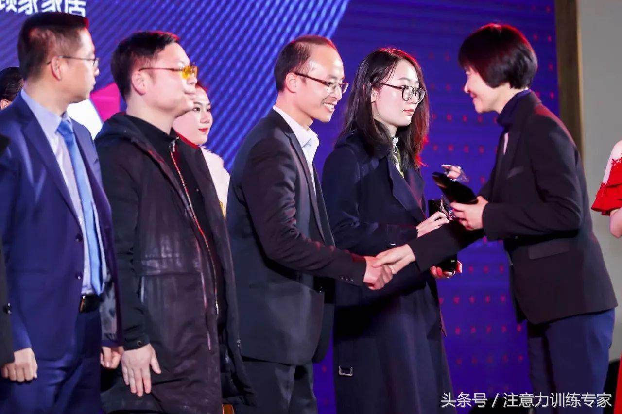 喜报丨竞思荣获“2017年度影响力品牌”称号