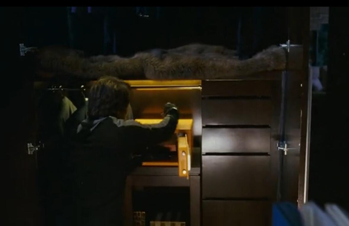 小偷能打开保险柜么,小偷会打开保险柜吗